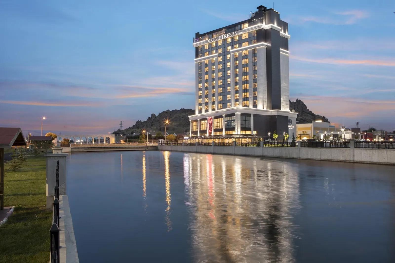Doubletree by Hilton Afyonkarahisar — 1