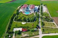 Sandıklı Thermal Park Resort Spa & Convention Center — 11