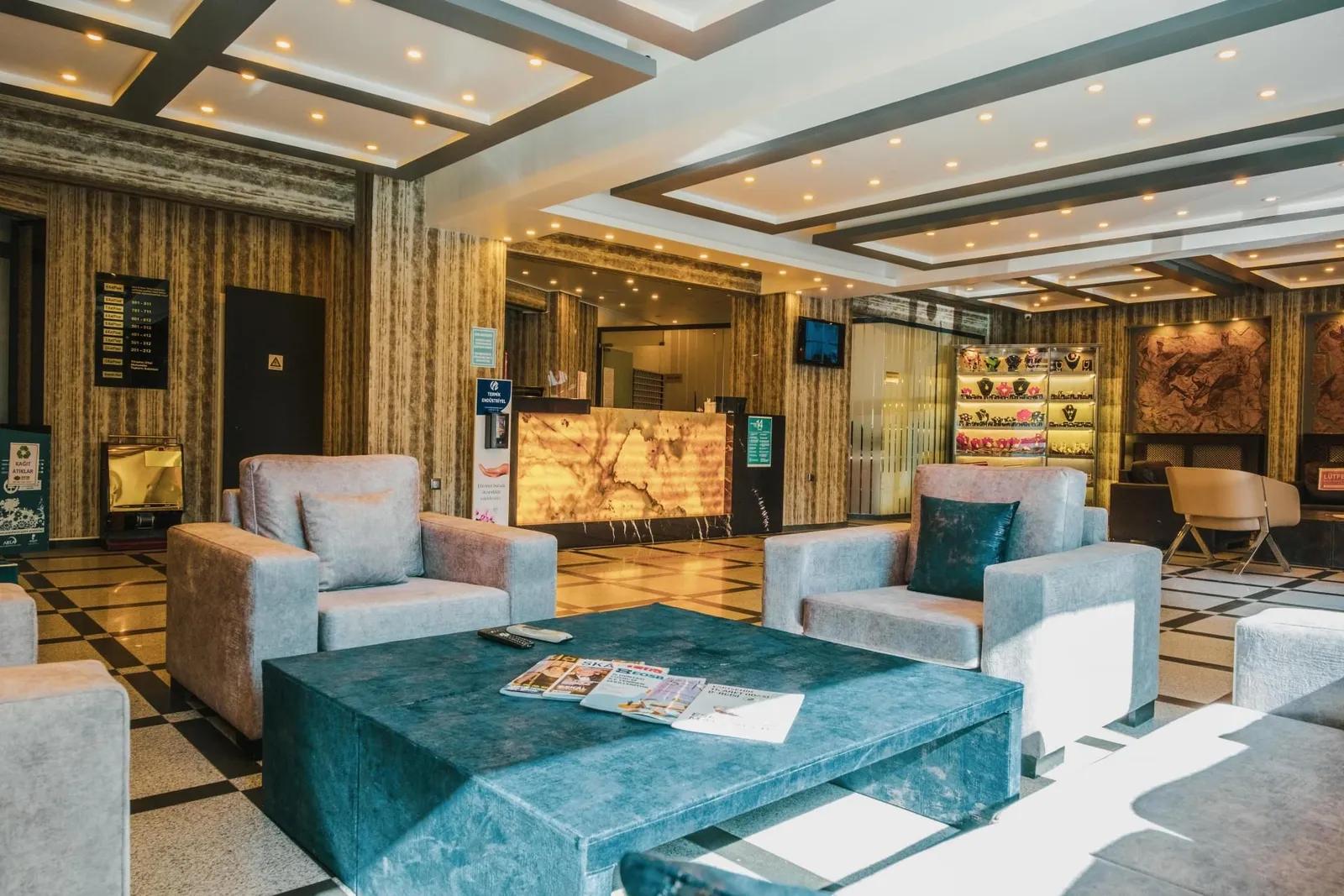 Inn Town Hotel — 9