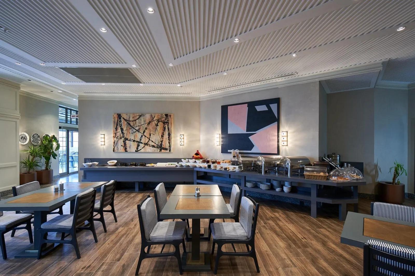 Radisson Individuals Nova Vista Deluxe Hotel and Suites — 5
