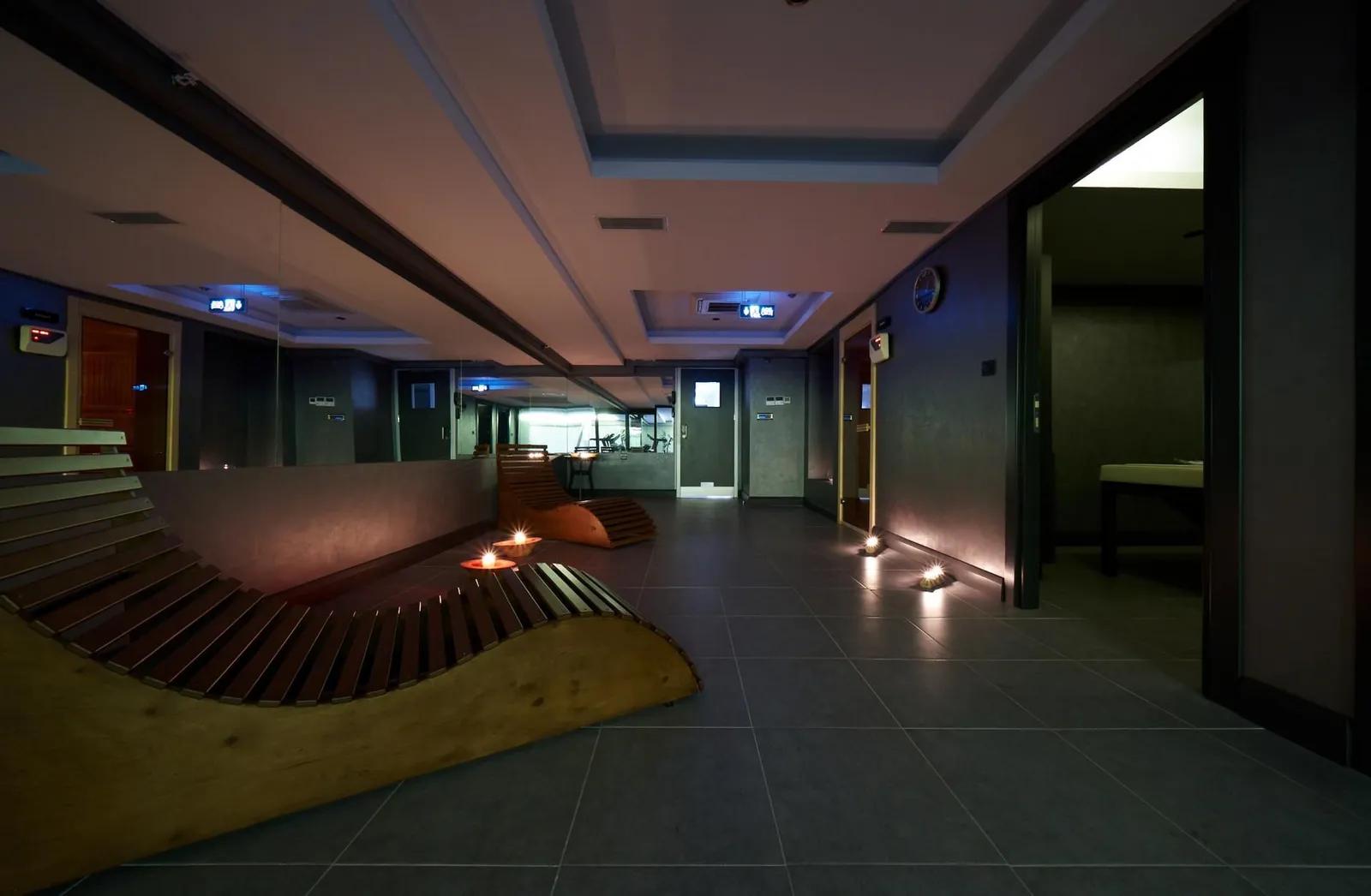 Radisson Individuals Nova Vista Deluxe Hotel and Suites — 12