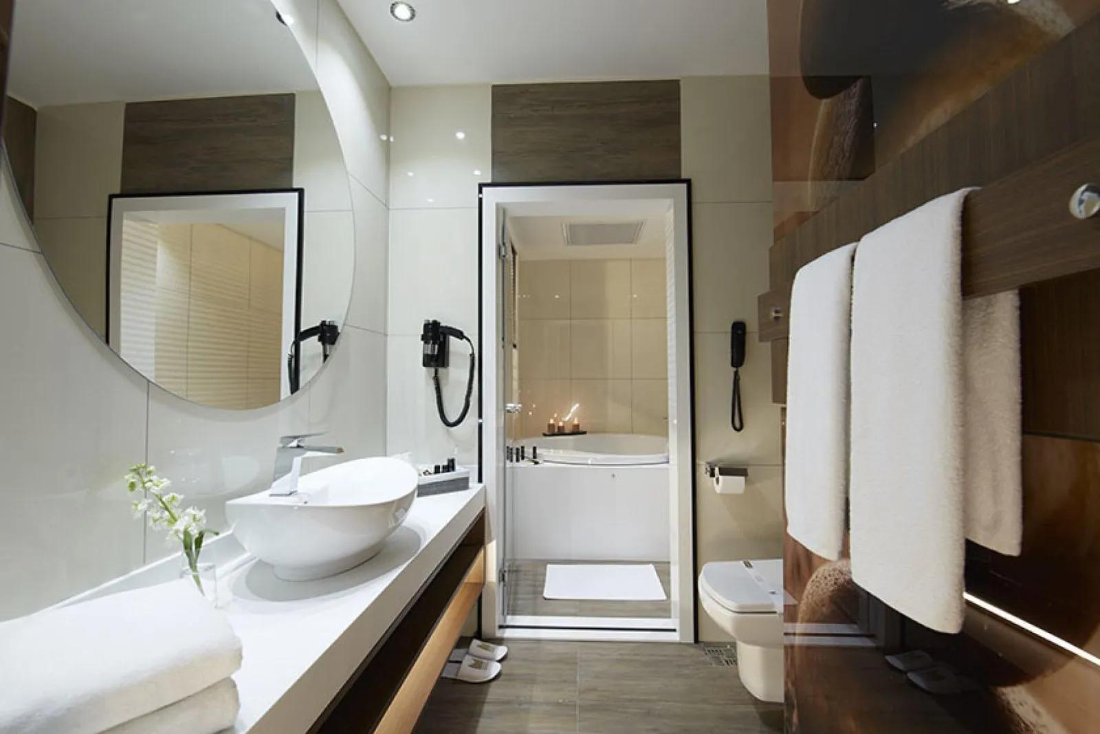 Sam Royal Hotel — 12
