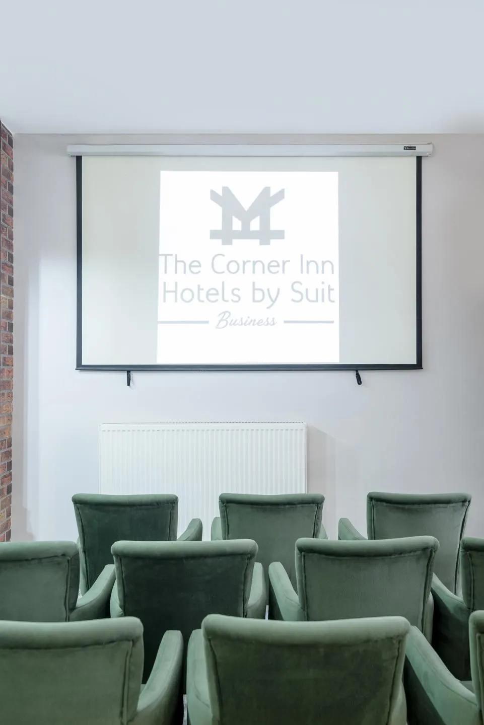 The Corner Inn Hotels By Suit — 11