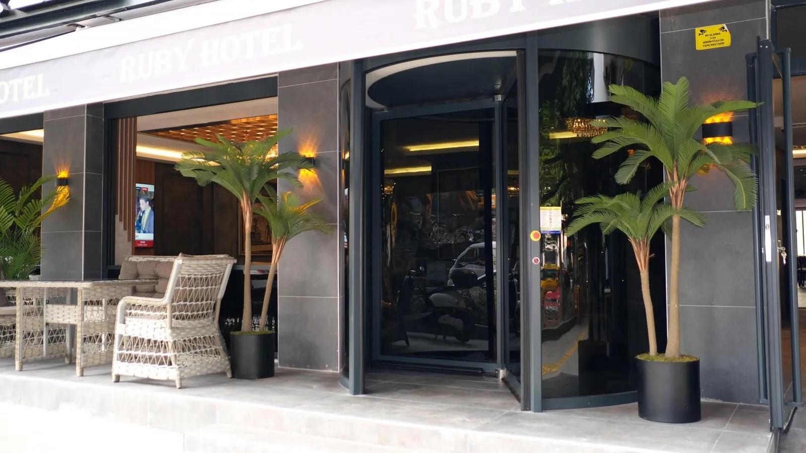 Bç Ruby Hotel — 1