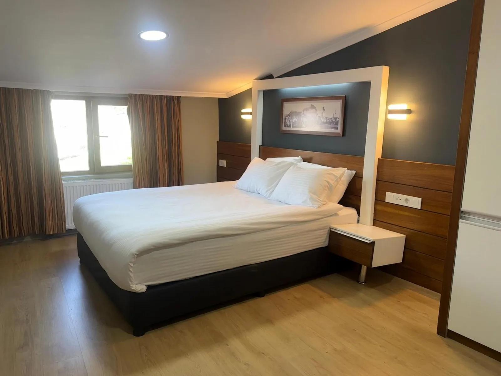 Berlitz Hotel — 3