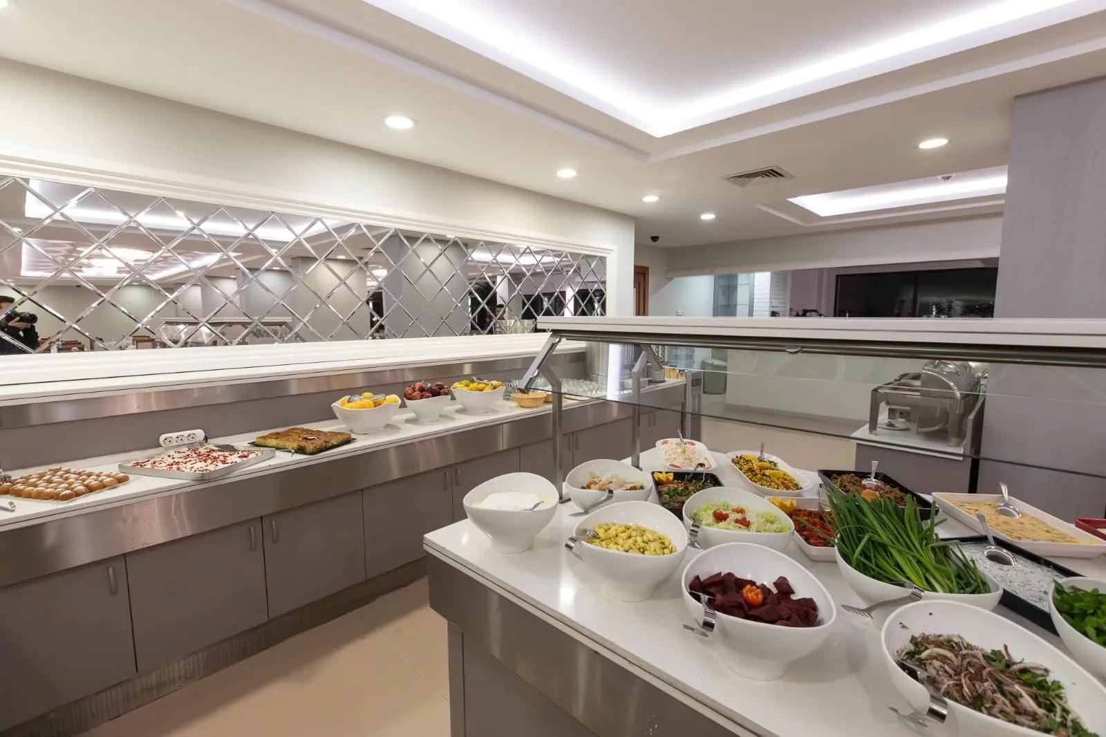 Bonjur Hotel Thermal & Wellness Club — 5