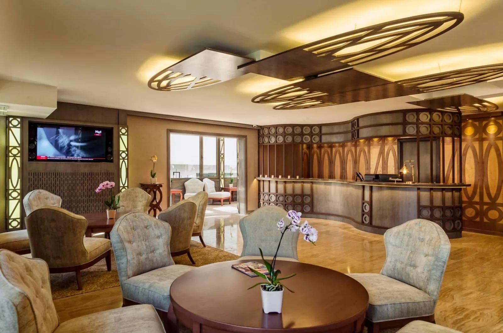 Cadence Design Hotel — 3