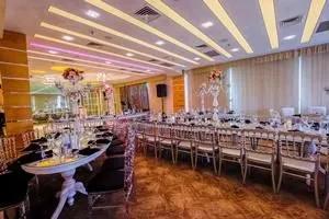 City Hotel Turan Güneş — 4