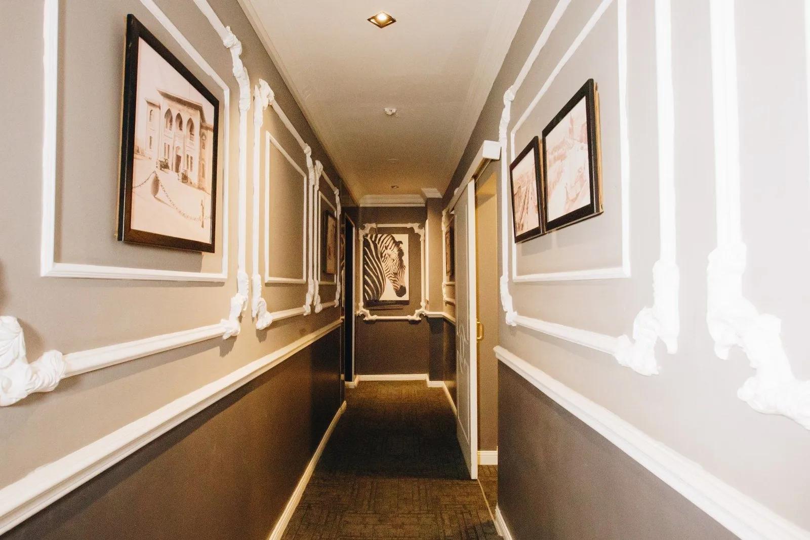 Double Bond Hotel — 2