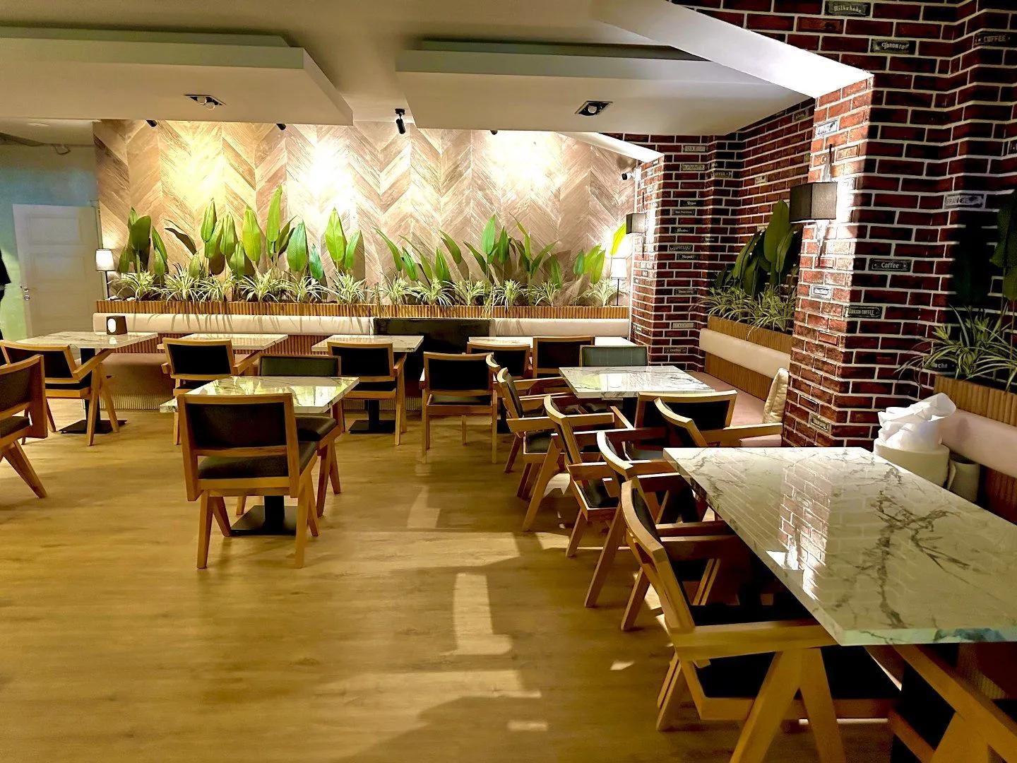 Double Bond Hotel — 3