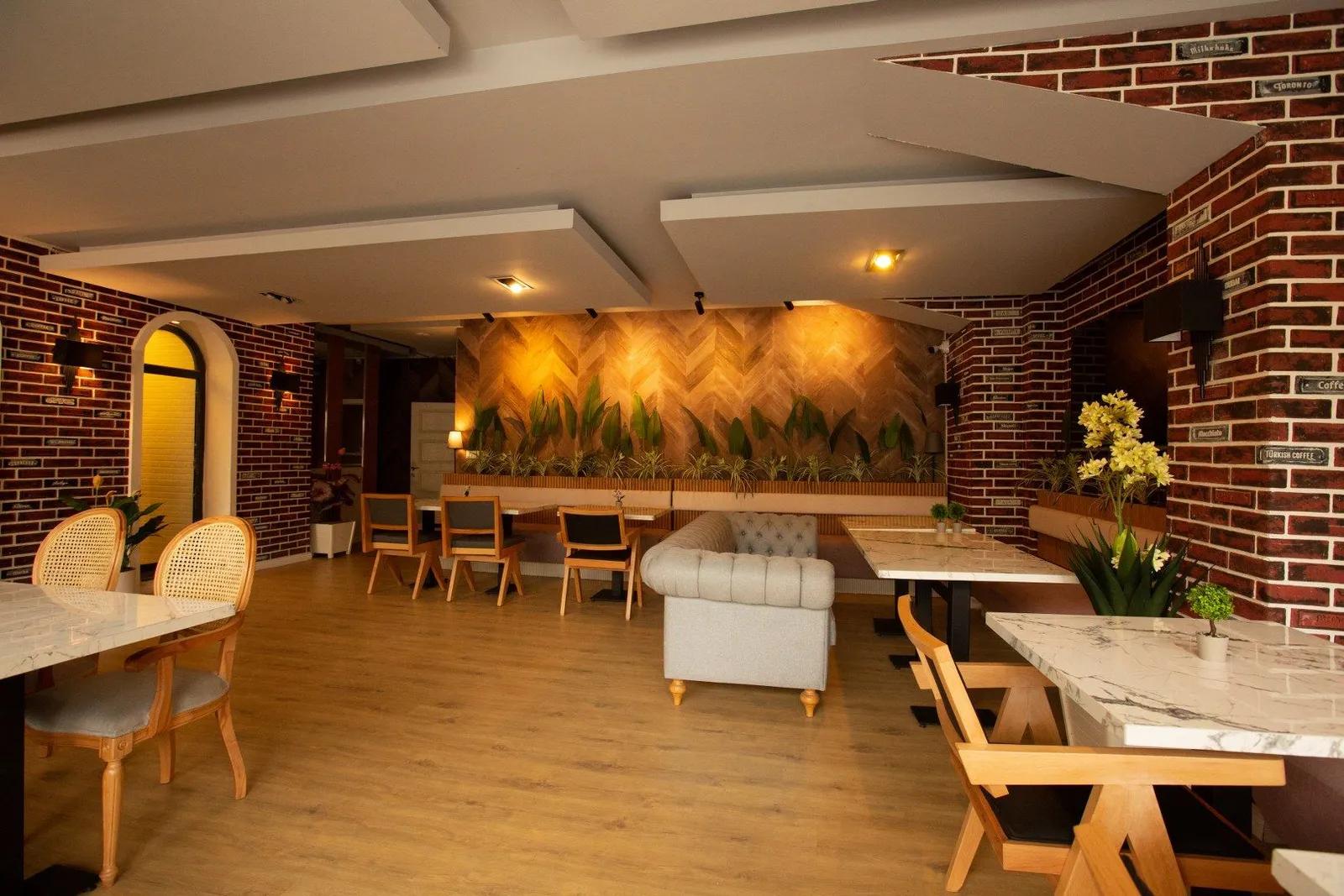 Double Bond Hotel — 5