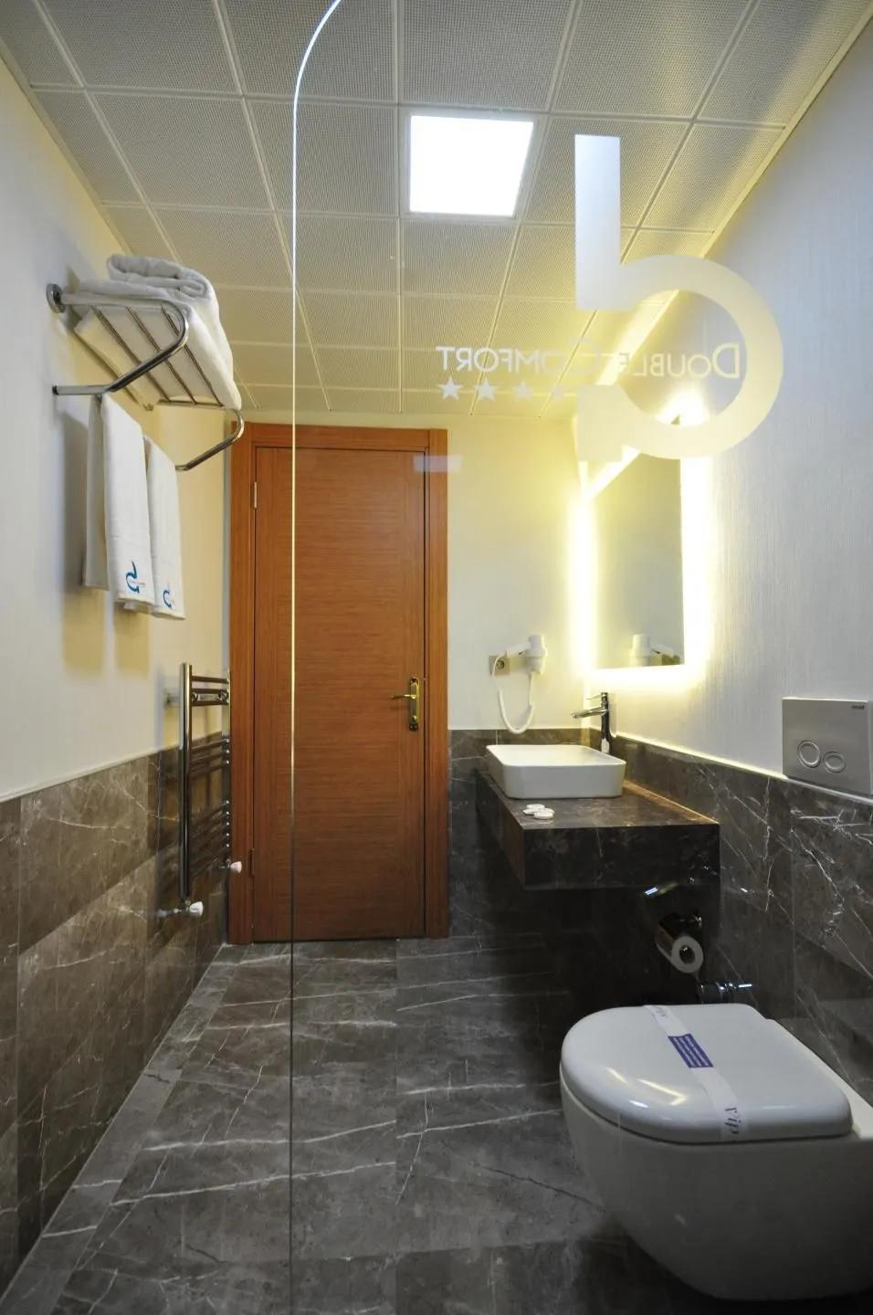Double Comfort Hotel — 7