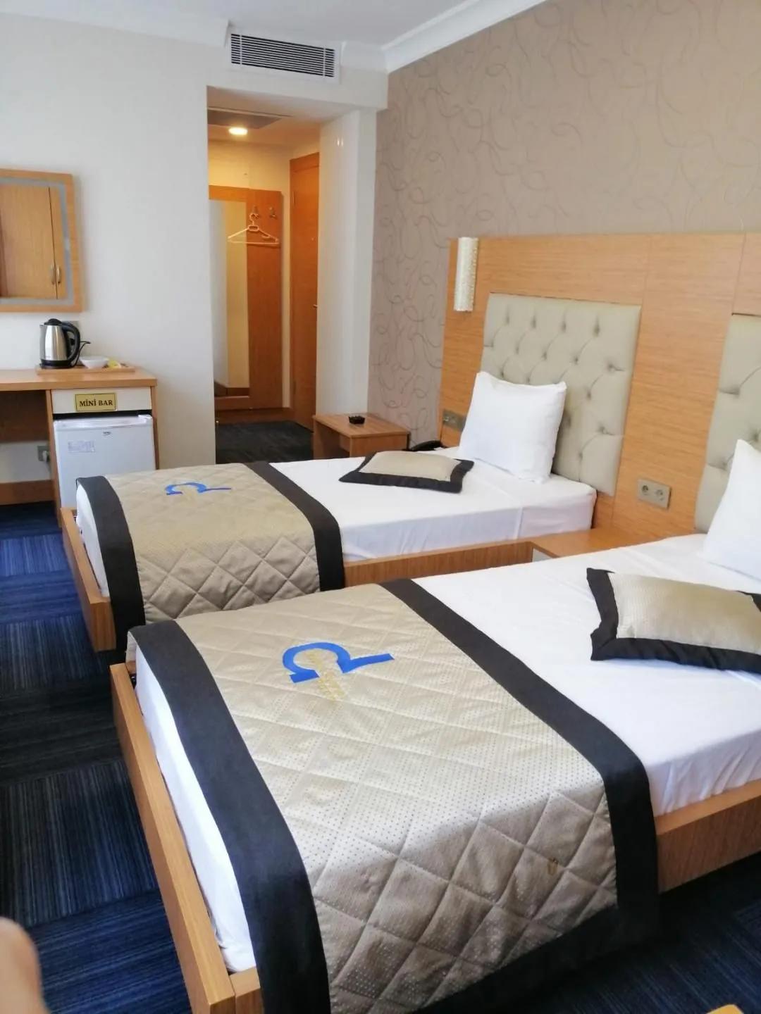 Double Comfort Hotel — 9