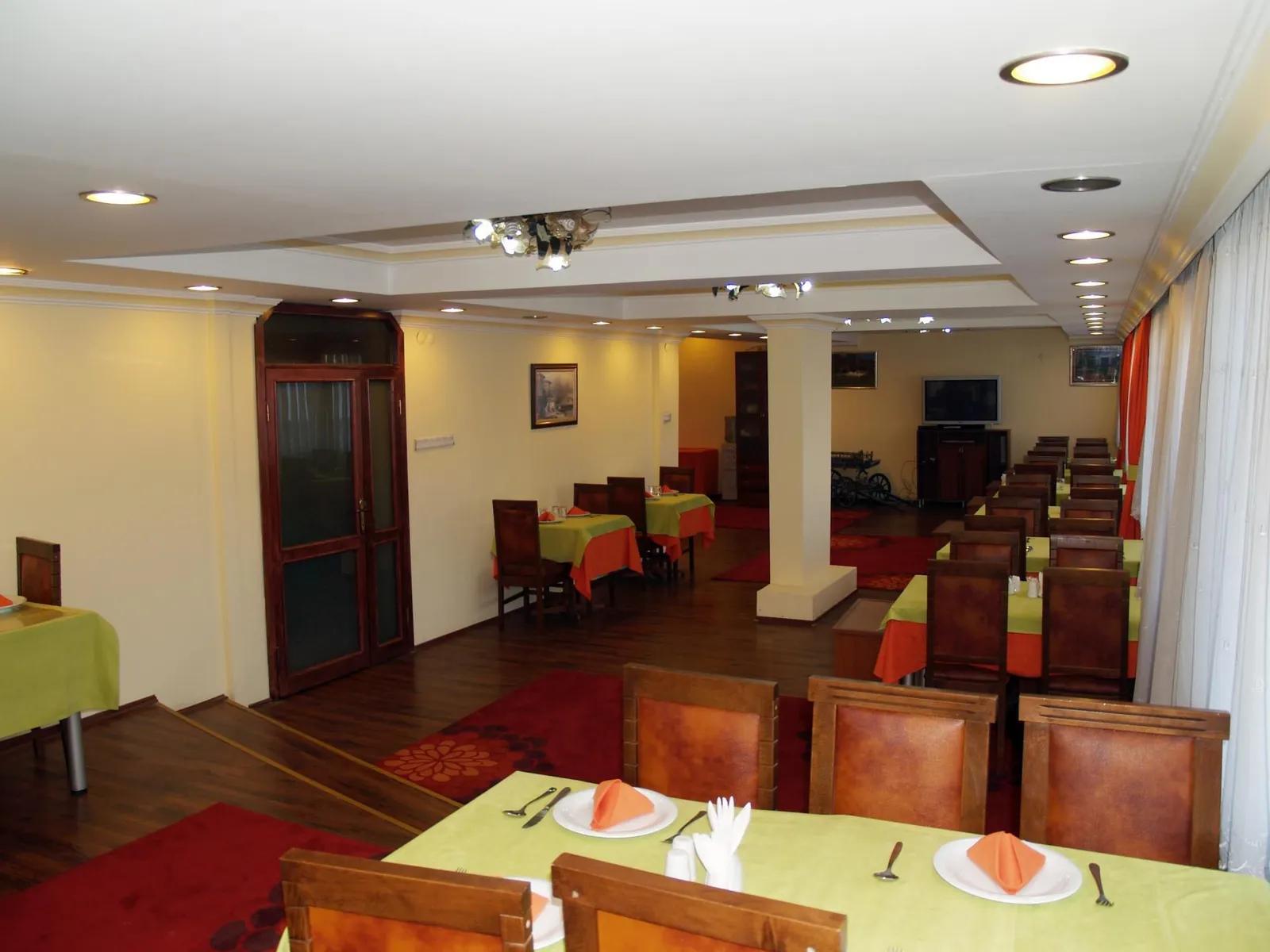 Grand Duman Hotel — 4