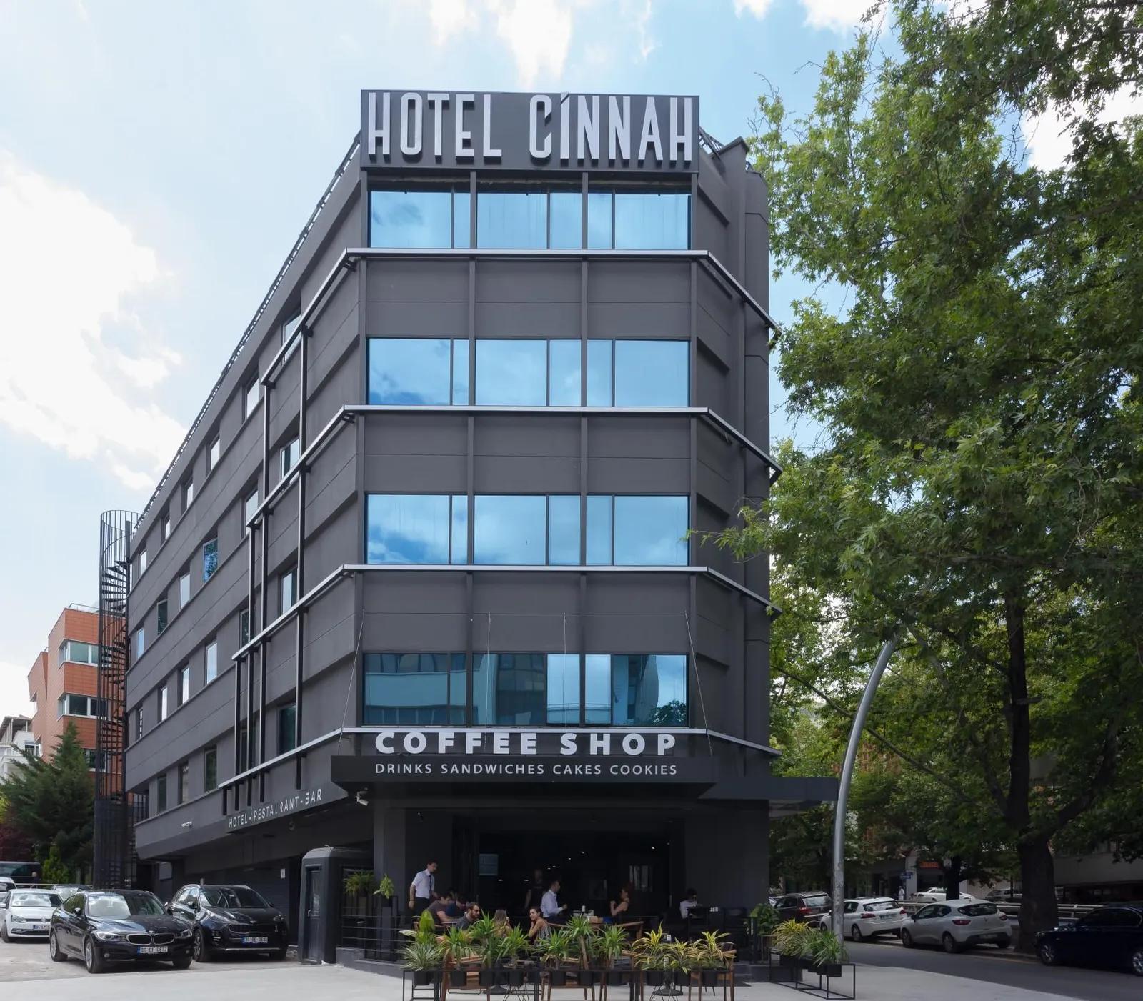 Hotel Cinnah — 1