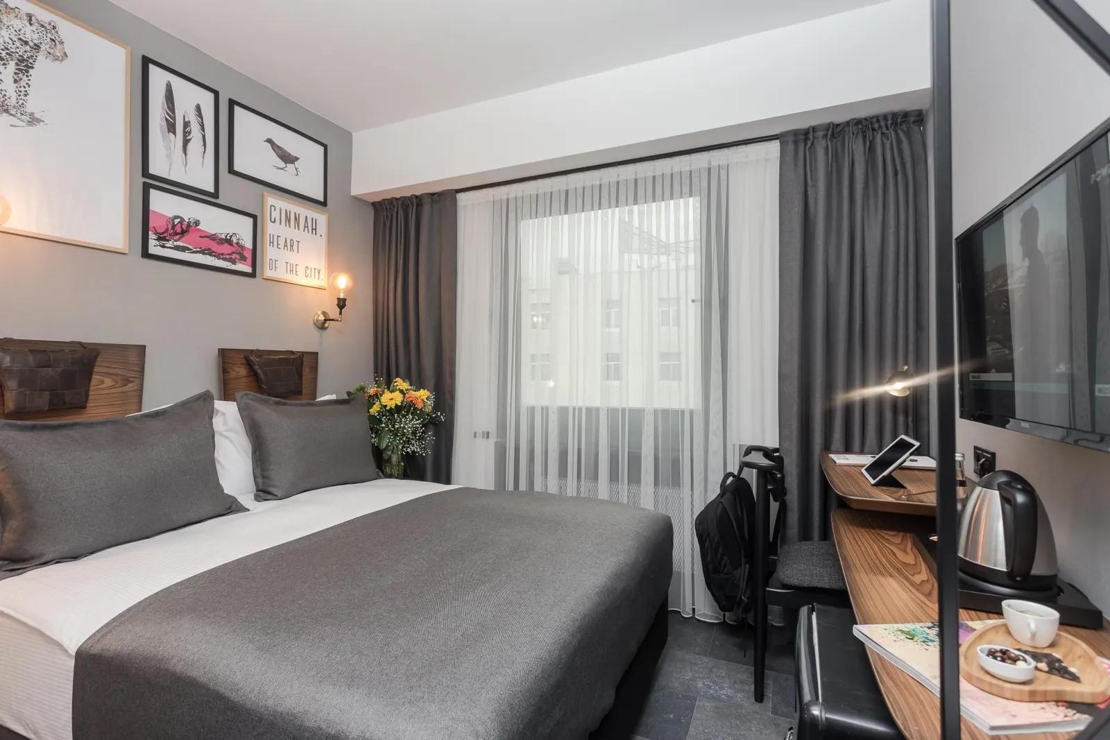 Hotel Cinnah — 11