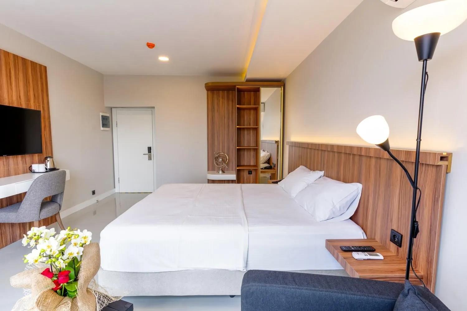 Joyful Hotel By GNL — 1
