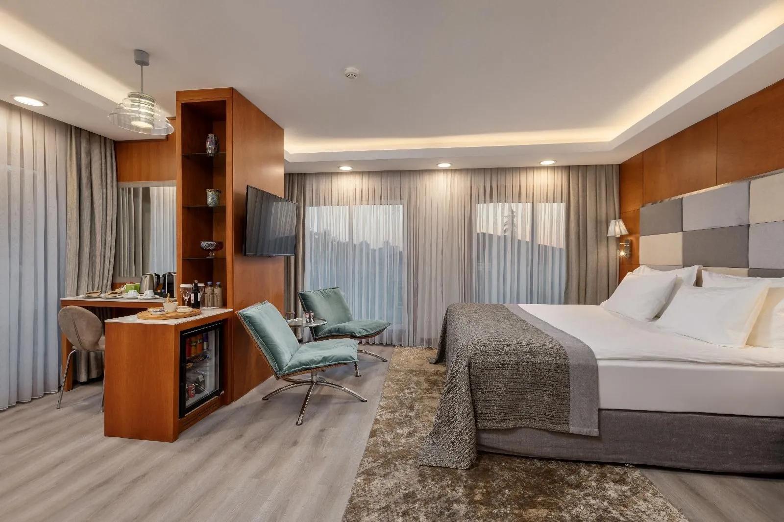 Limak Ambassadore Hotel — 7