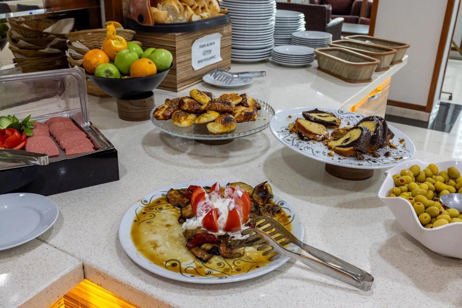 Lion City Hotel Ankara — 11