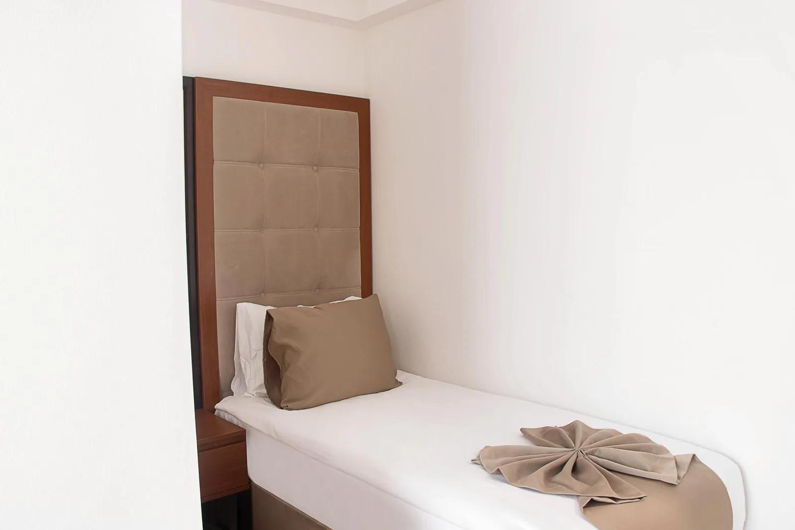 Shelter Inn Hotel & Spa — 8