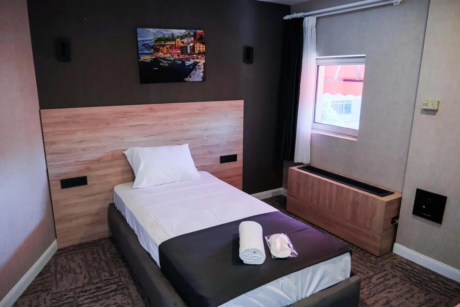 Swiss Inn Express — 8