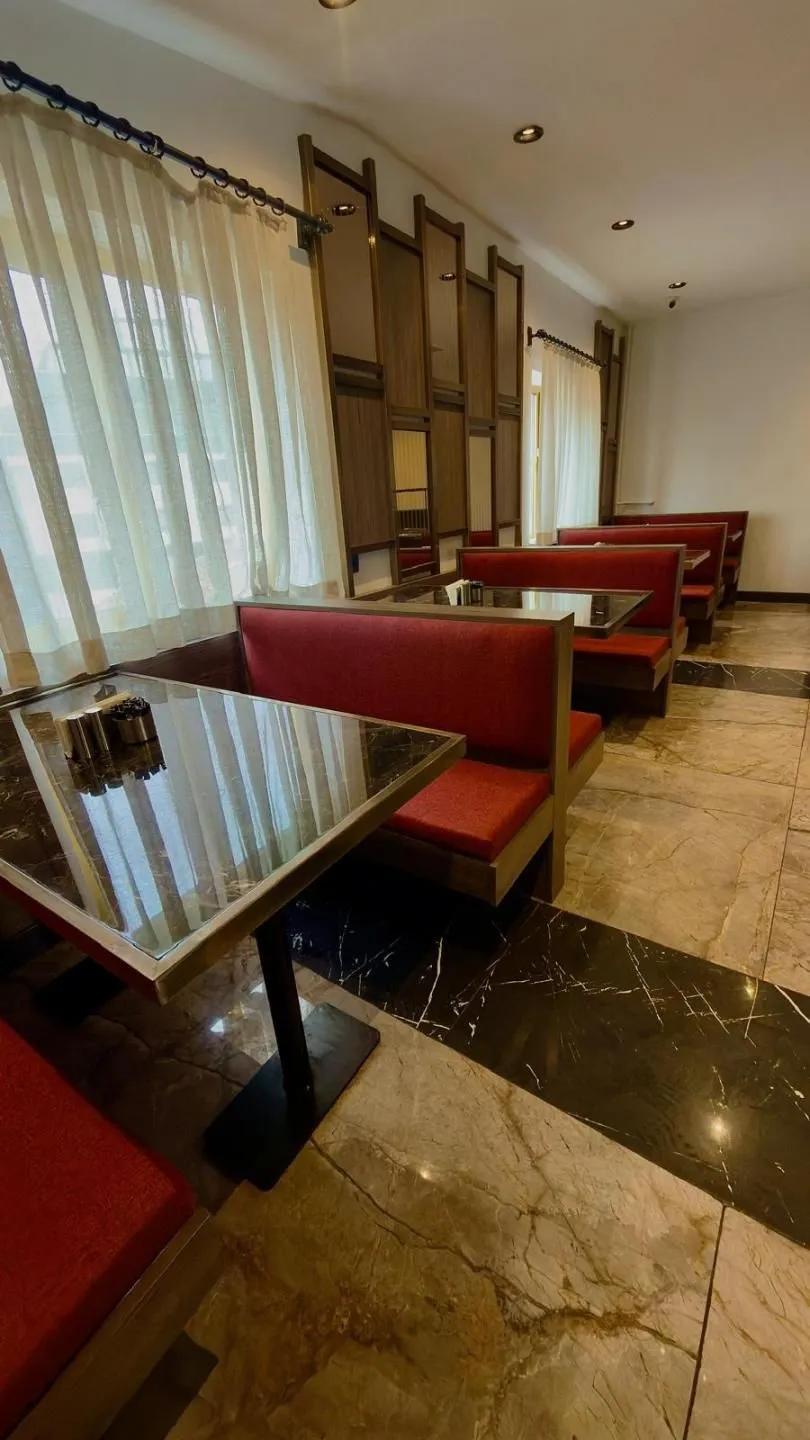 Uk Ankara Hotel — 12