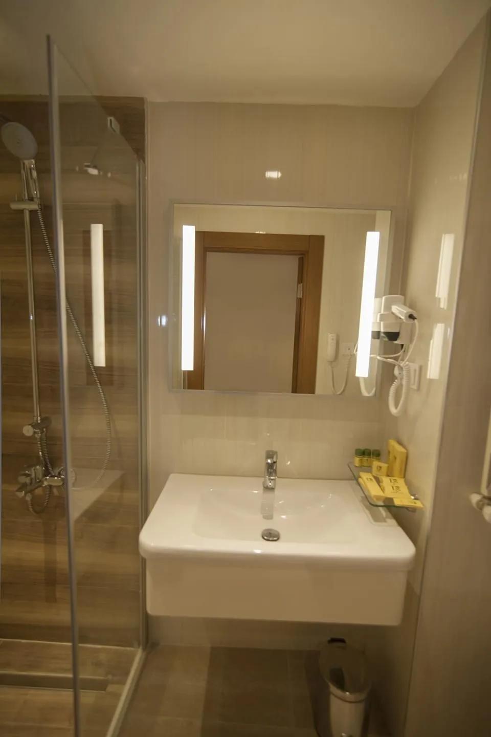 Yeni Bahar Hotel — 10