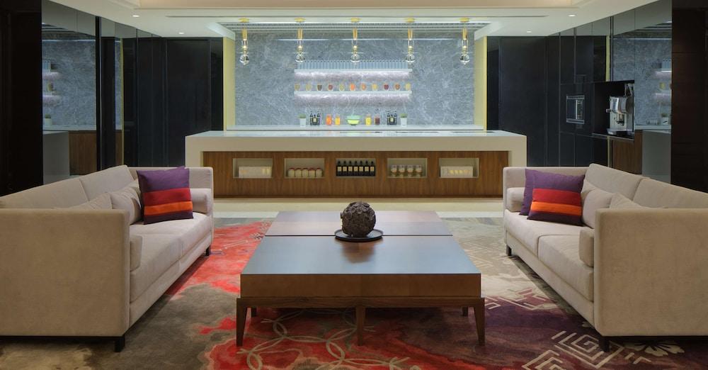 Hyatt Regency Dubai — 10
