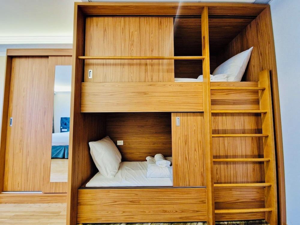 Chasse Hotel Residency — 1