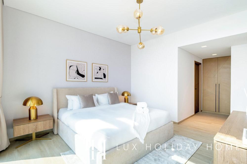 LUX  The Palace Residence Suite — 9