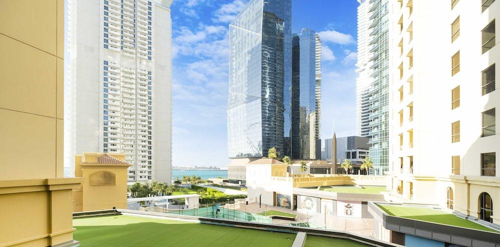 LUX  The JBR Premium Sea View Suite — 5