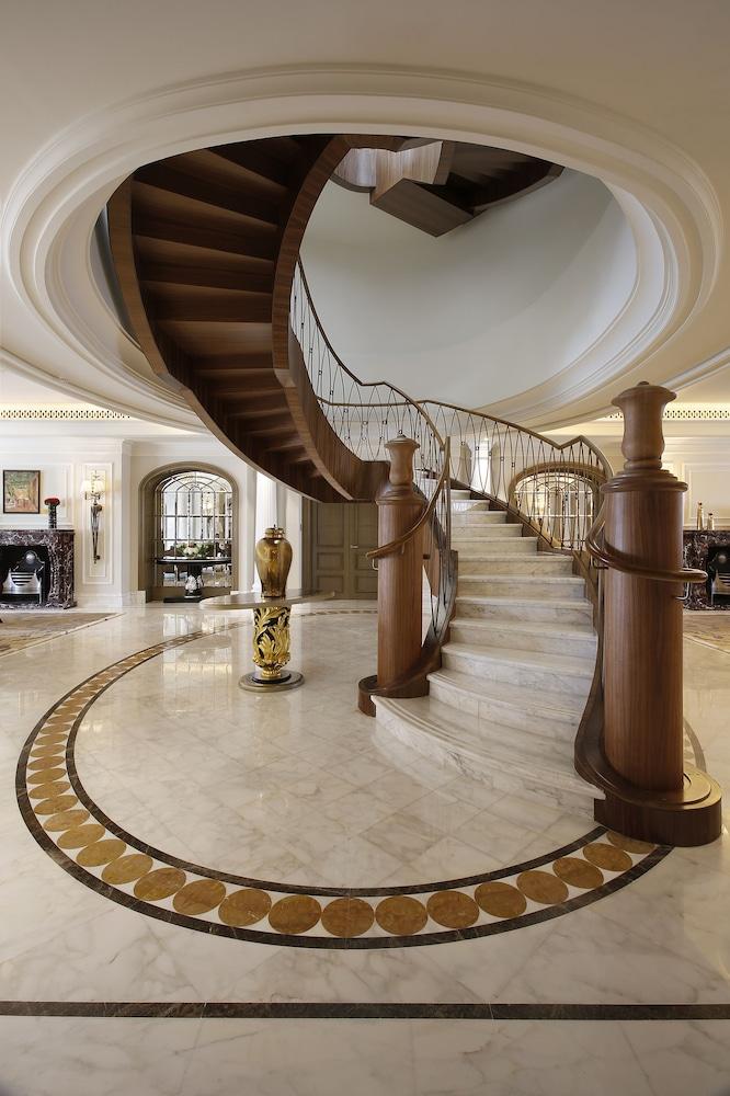 Al Habtoor Palace — 3