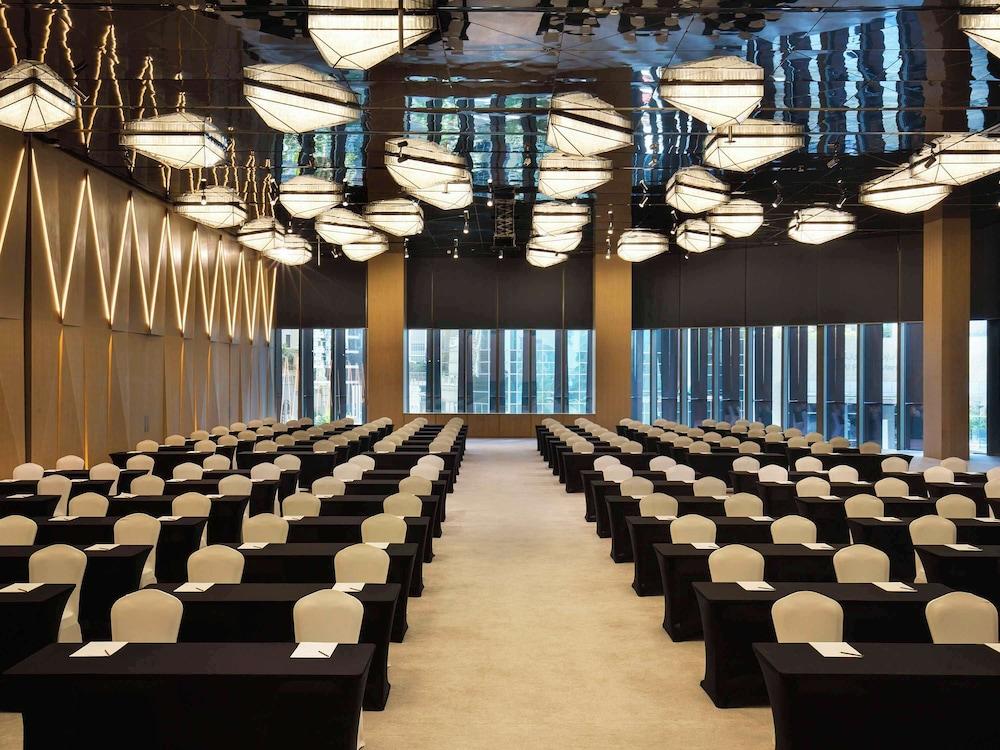 Rixos Premium Dubai JBR — 10