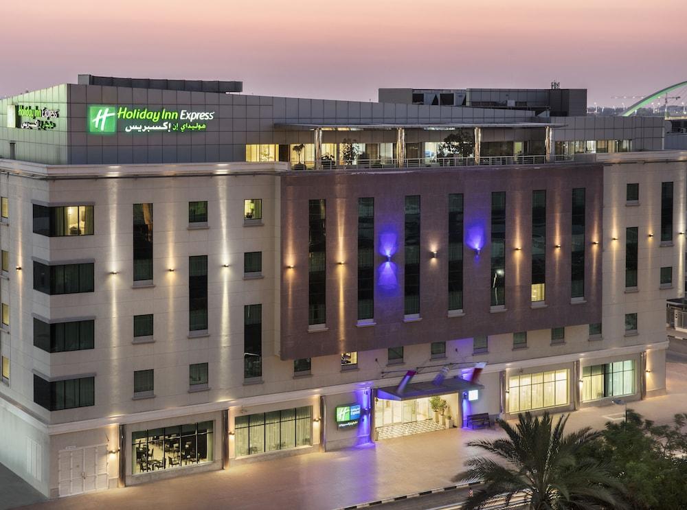 Holiday Inn Express Dubai Safa Park, an IHG Hotel — 9