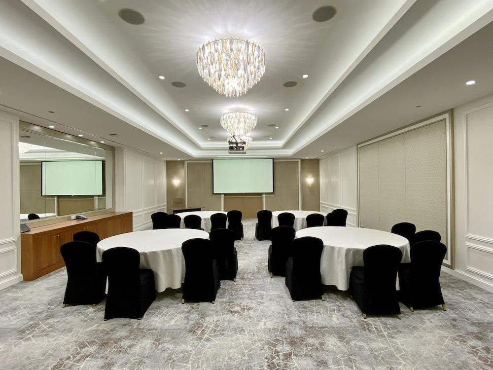 Sofitel Dubai Jumeirah Beach — 10