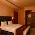 Van Hotel — 6
