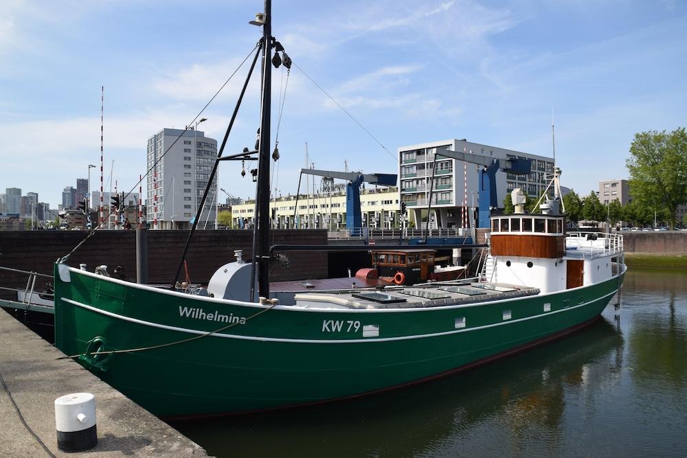 Boathotel Rotterdam Wilhelmina — 1