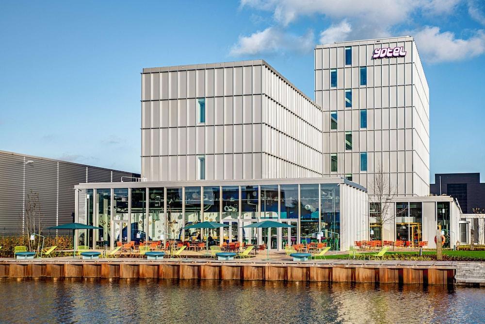 YOTEL Amsterdam — 1
