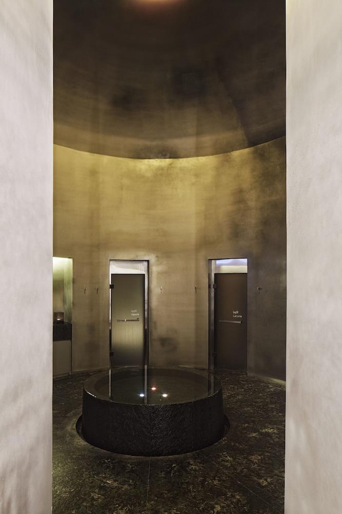 Armani Hotel Dubai, Burj Khalifa — 6
