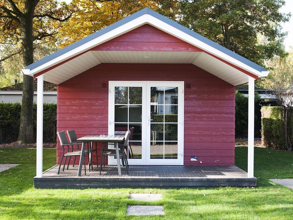 Comfortable Chalet With Veranda Near Veluwe — 1