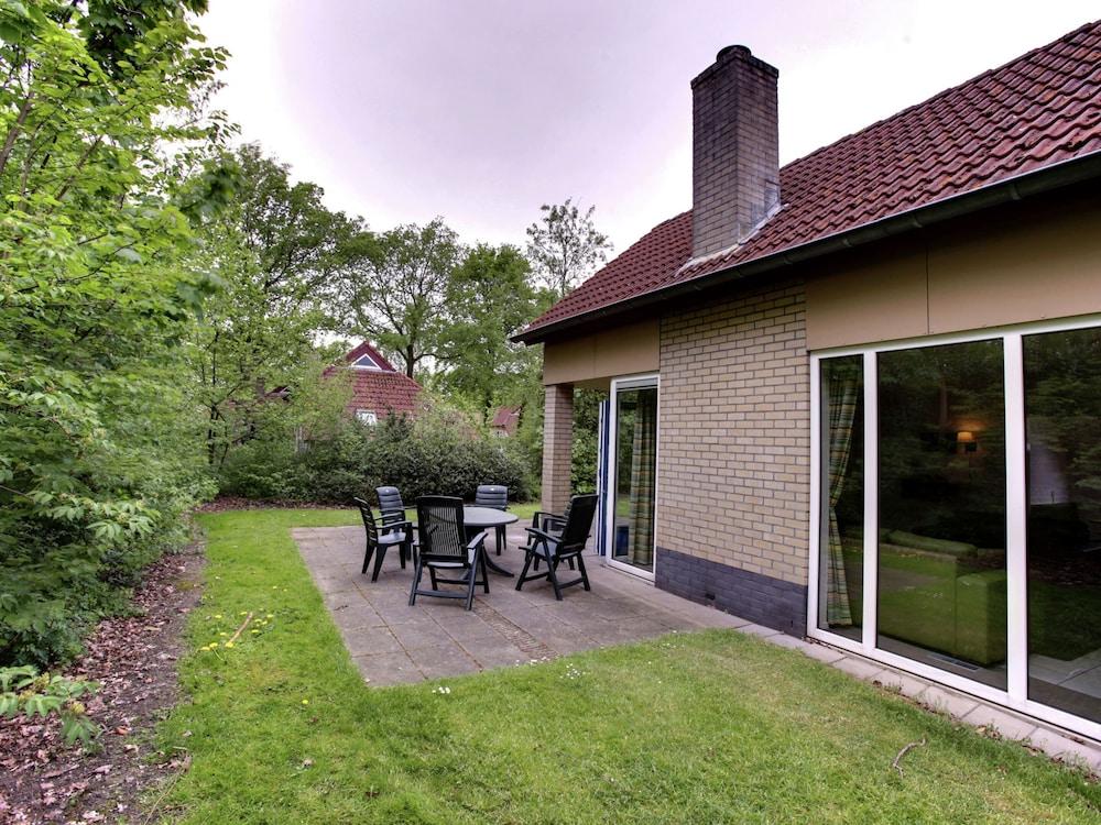 Cozy Holiday Home with Garden near Zwolle — 1
