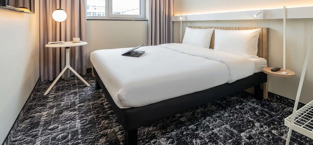 ibis Duesseldorf Airport — 9