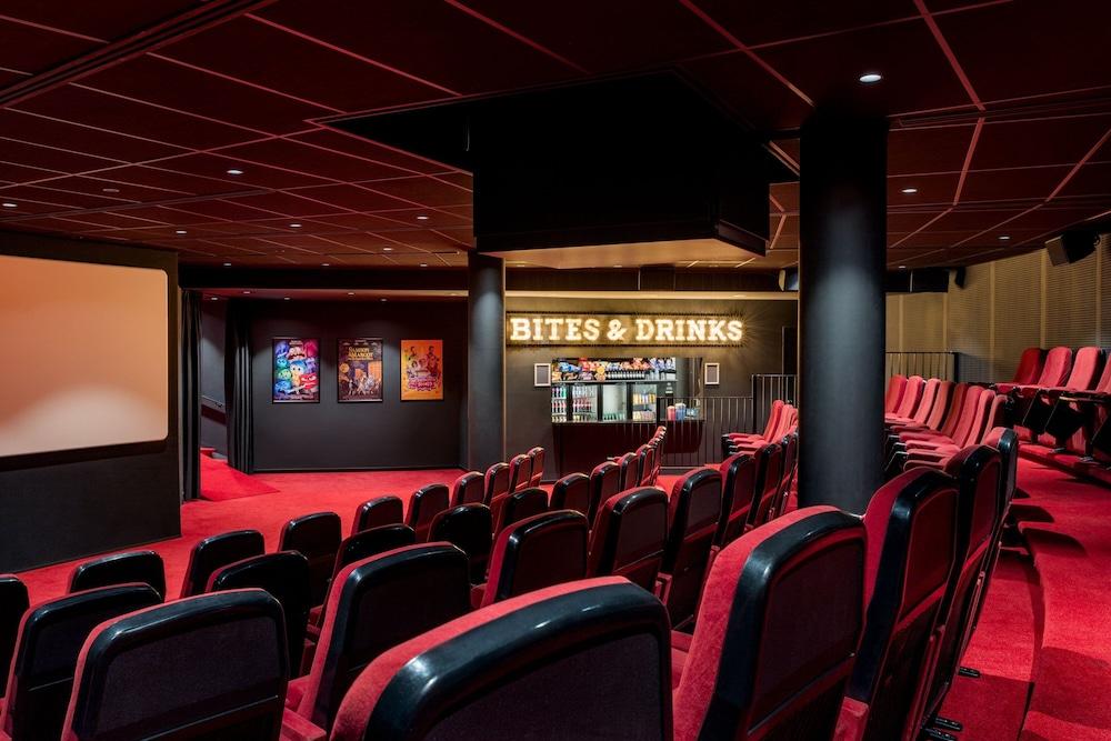 Corendon Amsterdam Schiphol Airport, a Tribute Portfolio Hotel — 9