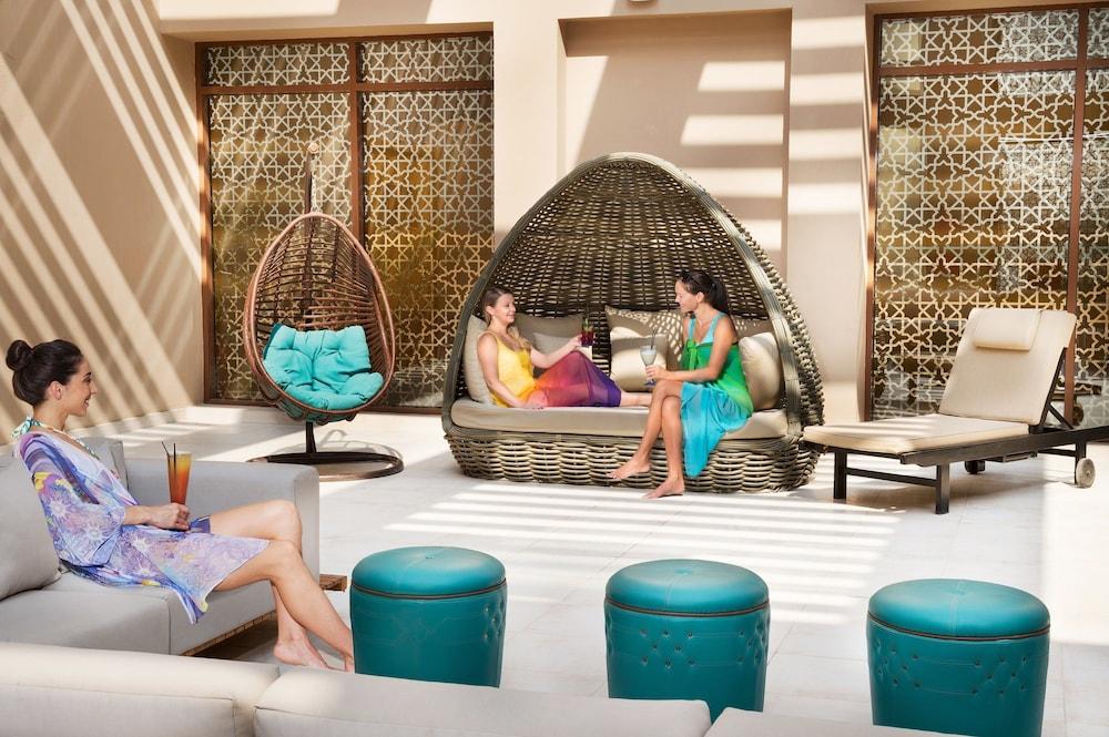 DoubleTree by Hilton Resort & Spa Marjan Island — 6