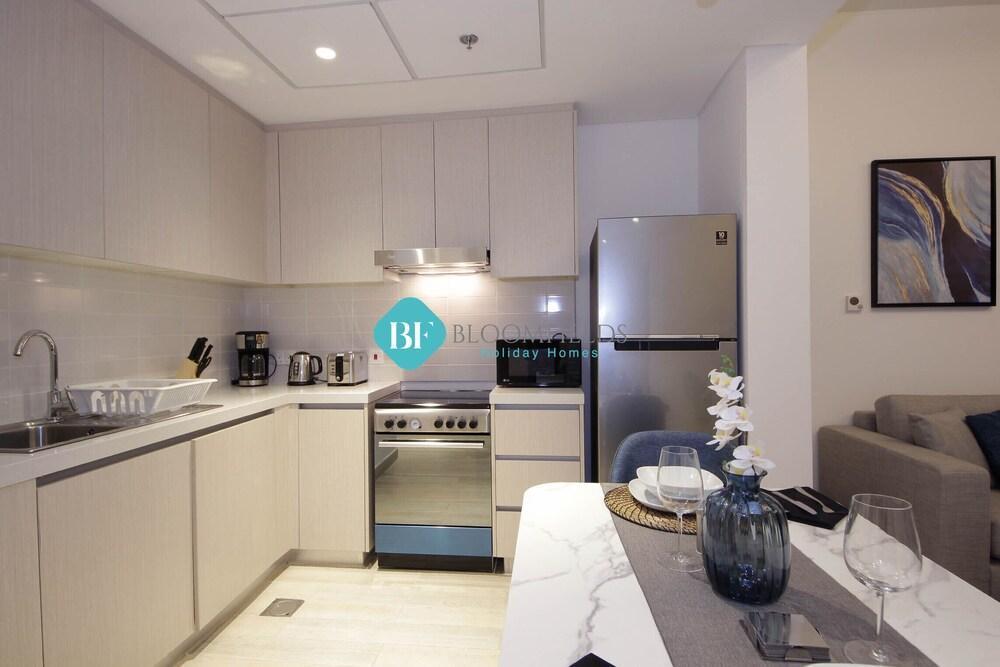 Lavish 1BR Apartment-Yas Island — 7