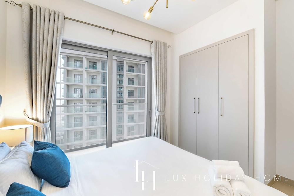 LUX  The Executive Sobha Suite 2 — 4