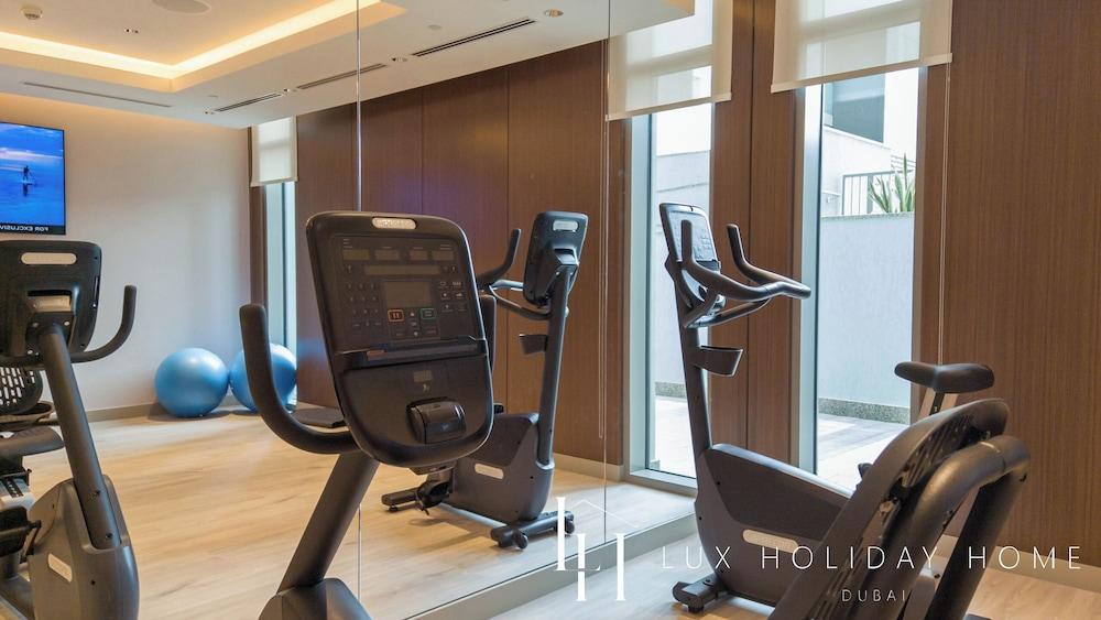 LUX  The Executive Sobha Suite 2 — 3