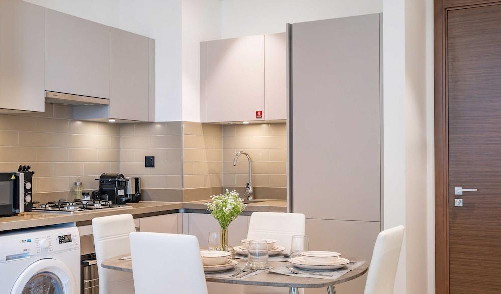 LUX  The Executive Sobha Suite 2 — 8