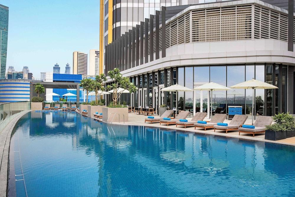 Hilton Garden Inn Dubai Business Bay — 1