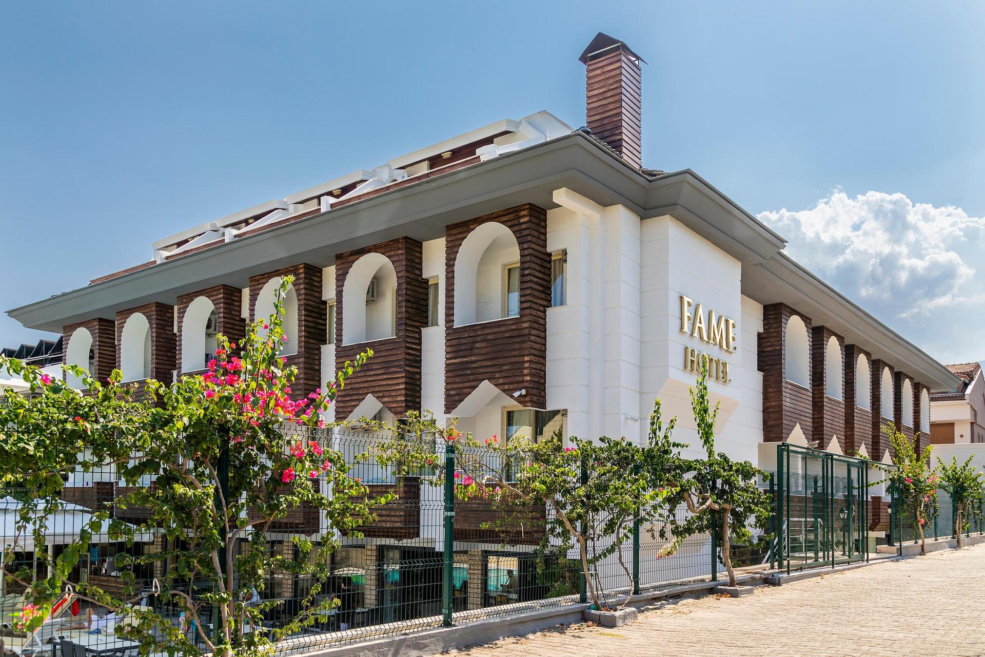 Fame Hotel — 1